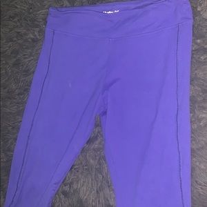 Hurley Pants - Purple leggings Hurley Pants - Purple leggings